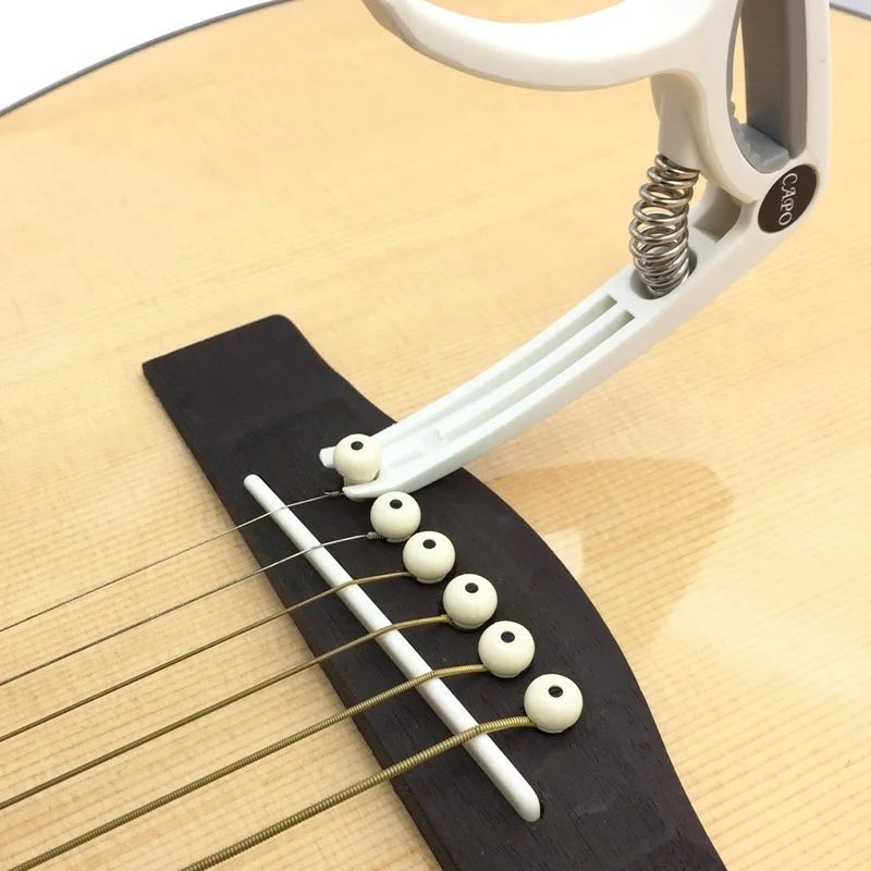 Пластиковый каподастр для 6-ст – обзор и цена Acoustic Guitar Dreadnought